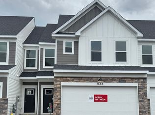 1556 Aclare Rdg, Rosemount, MN 55068