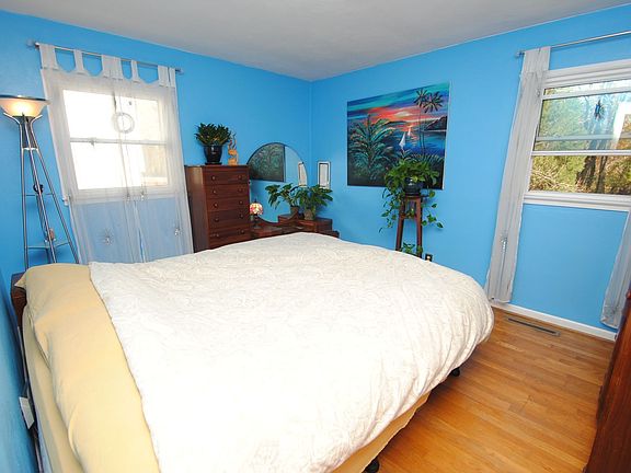 5th image of 105 Linbrook Dr