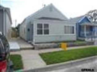 2211 Pacific St, Omaha, NE 68108