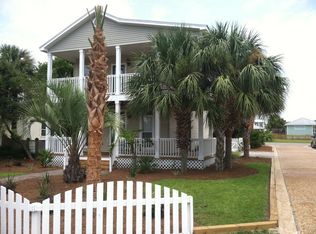 78 Mark St, Destin, FL 32541