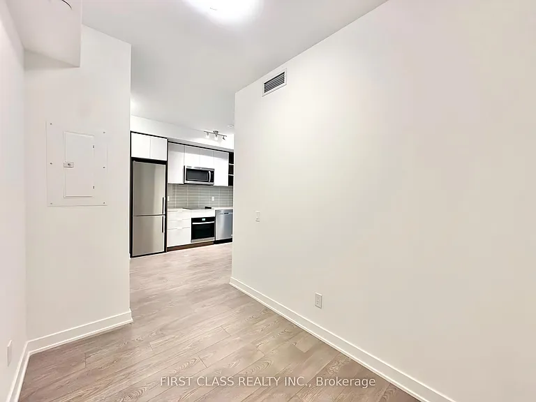 543 Richmond St W #820 — Photo 10
