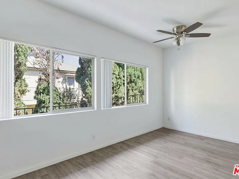 11746 Goshen Ave #6 — Photo 24