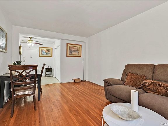 2nd image of 139-15 28th Road #1F