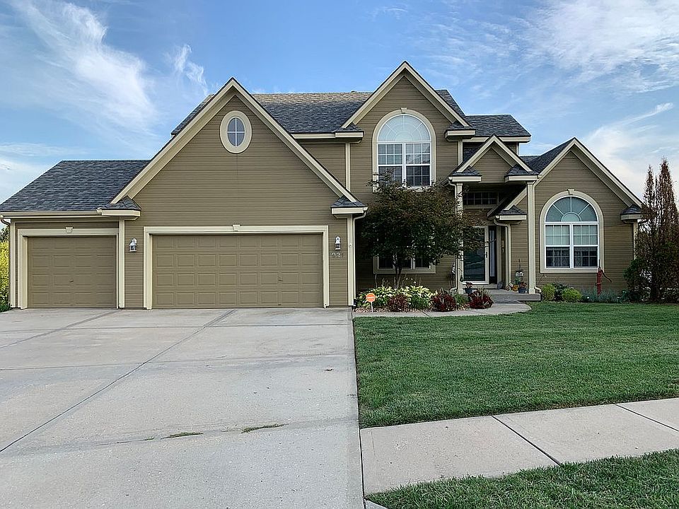 1st image of 921 Redwood Ct