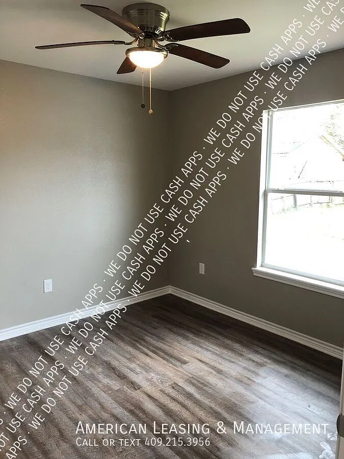 Welcome to your beautifully updated 3-bedroom, 2-bathroom home in the heart of Huntington, TX! — Photo 3