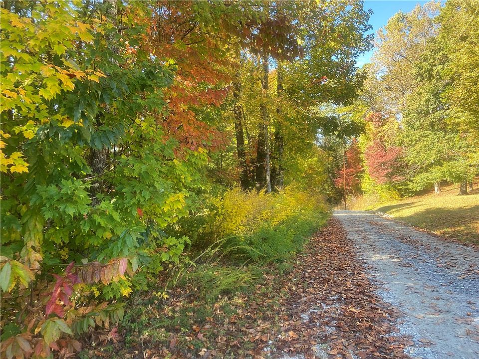 1st image of 609 Crossland Creek Ct