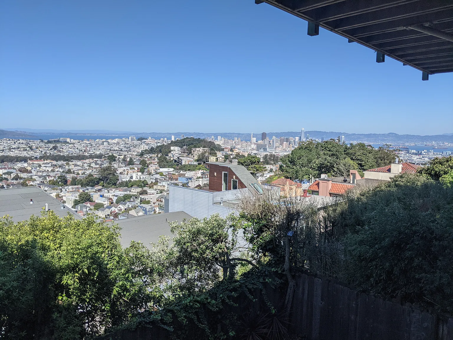 1 bed, 950 sqft, $4,995 — Photo 3