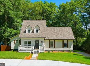 7900 Sweetwater Dr, Douglasville, GA 30135