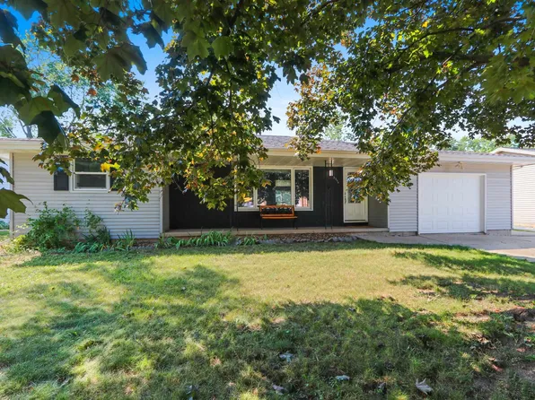 2354 E River Dr, Green Bay, WI 54301