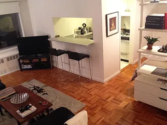 Rented by Sandra Serebin, LREB