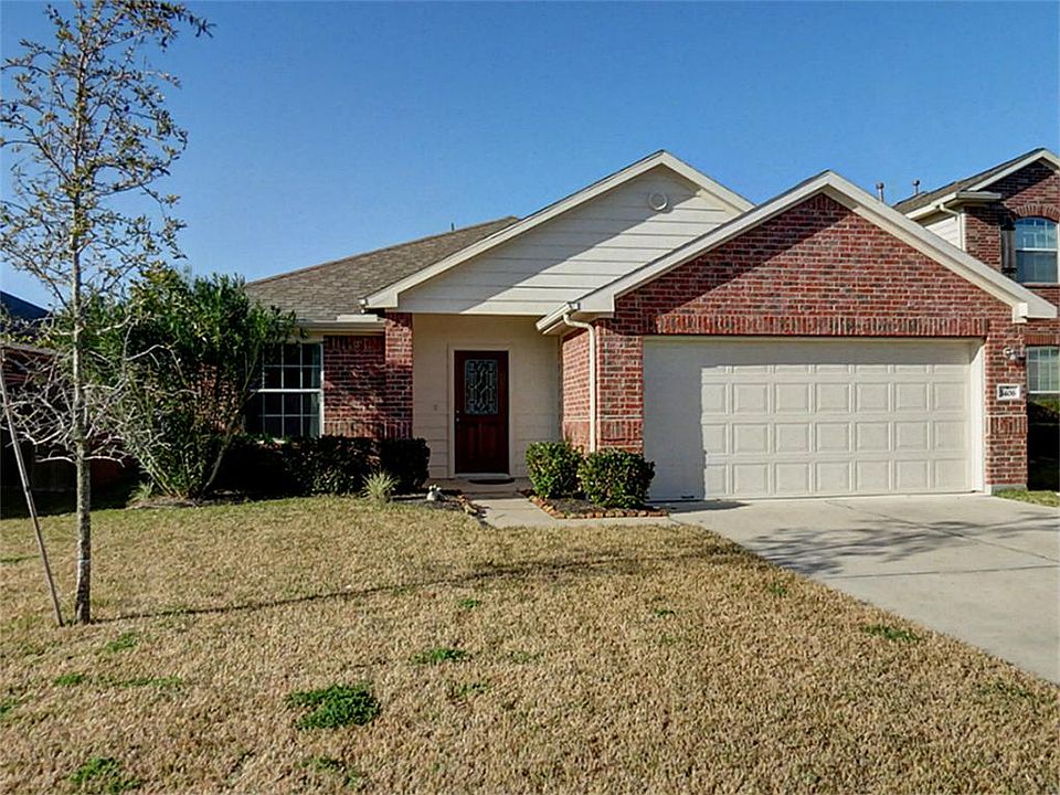 1st image of 3406 Oaklawn Place Dr