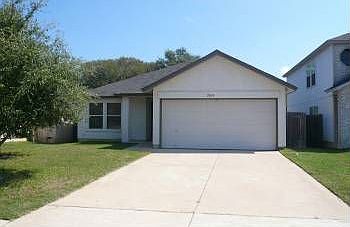 1st image of 2604 Stapleford Dr