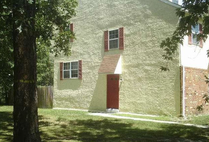 2nd image of 4855 Anglesey Ct