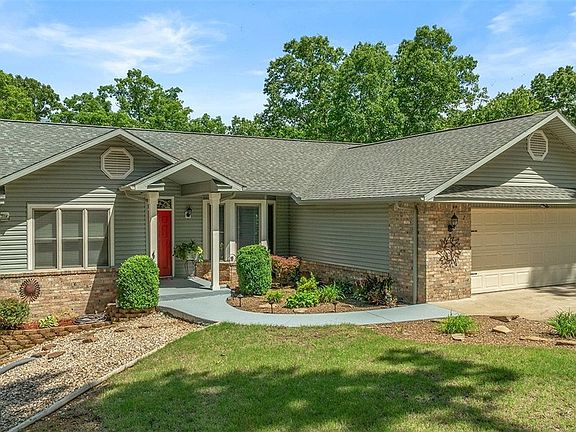 4th image of 38 Kintyre Ln