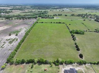 6529 Smith Rd, Bellville, TX 77418