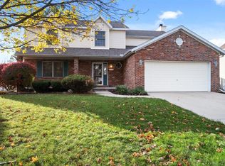 1204 Kenneth Dr, Bloomington, IL