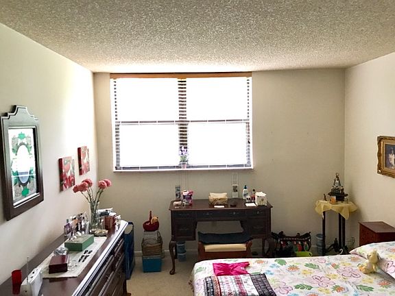 4th image of 8881 Fontainebleau Blvd APT 204