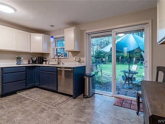 4th image of 55 Coniston Rd