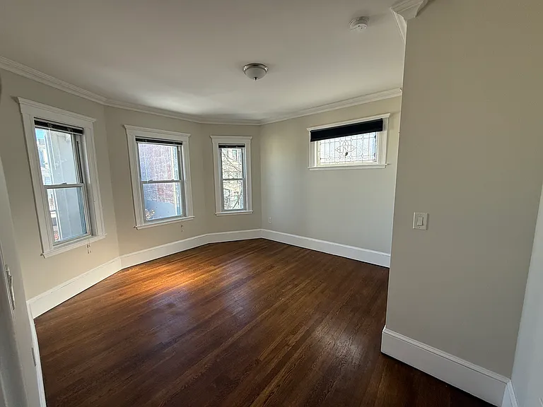 55 Iffley Rd #3 — Photo 9