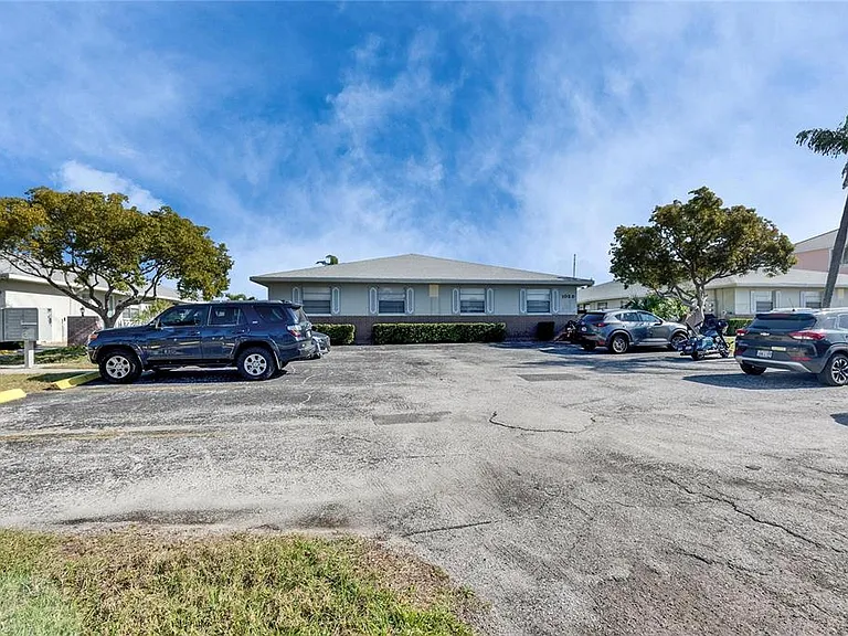 1025 Apollo Beach Blvd #1 — Photo 52