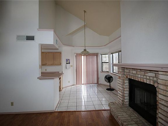 4th image of 11025 Loma Grande Dr