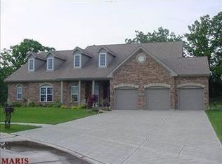 1203 Watson Pointe Ct, Ballwin, MO 63021