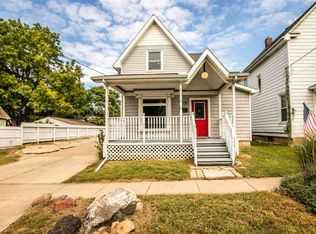 809 W McClure Ave, Peoria, IL