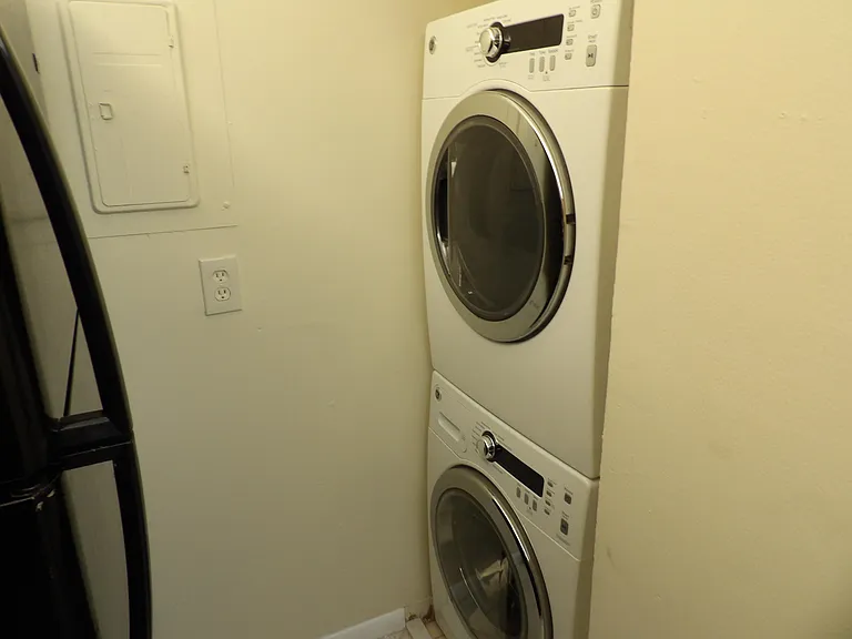 623 Sea Pine Way #D2 — Photo 13
