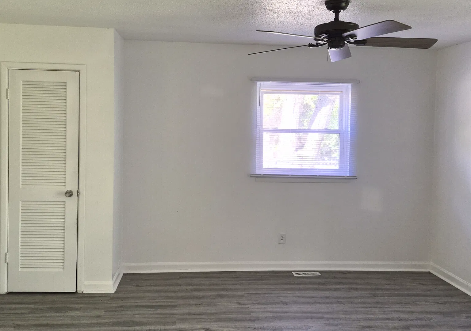 3 bed, 1371 sqft, $1,800 — Photo 3