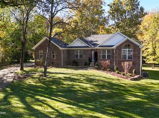 7808 Briarwood Dr, Crestwood, KY 40014
