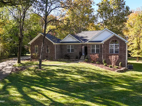 7808 Briarwood Dr, Crestwood, KY 40014