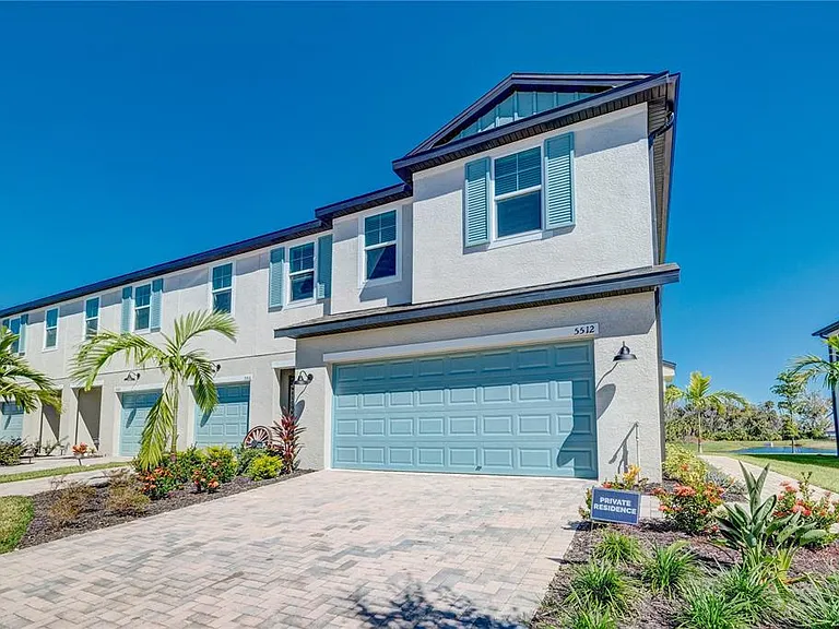 5512 Tripoli Dr — Photo 1
