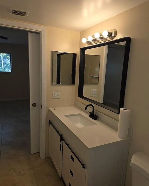 2074 NW 43rd Ter E #8