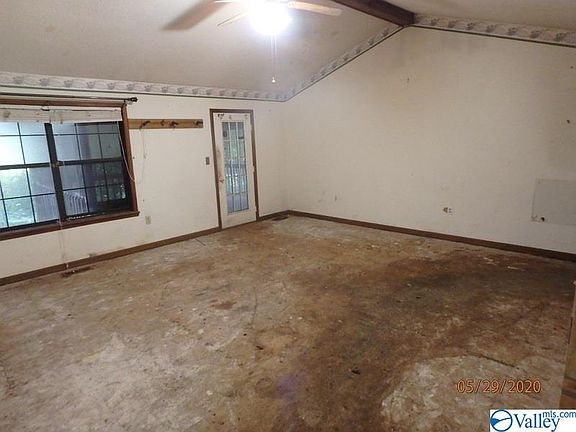 4th image of 156 Holly Lynn Ln