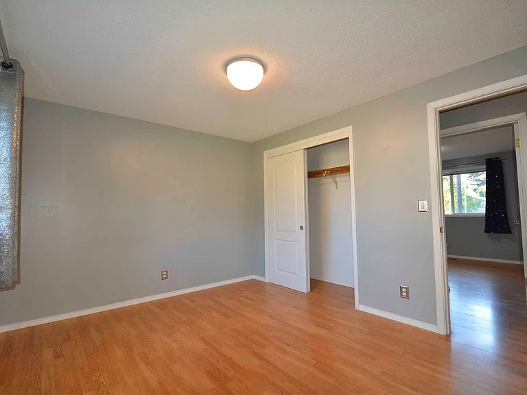 2911 NE 124th Ave — Photo 8