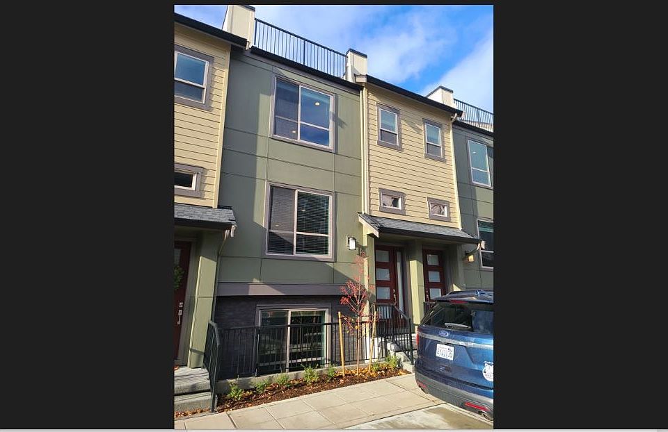 1st image of 1223 7th Ave NE