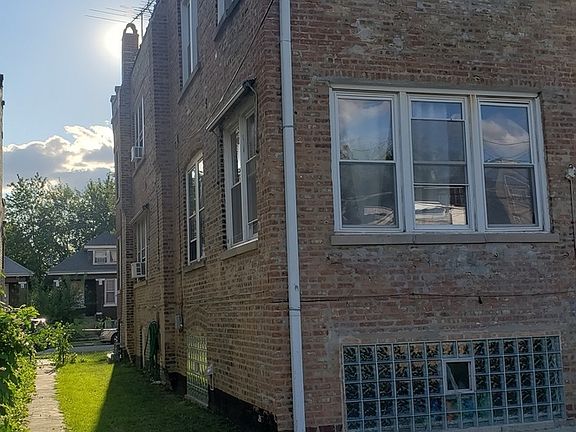4th image of 1313 S 58th Ct