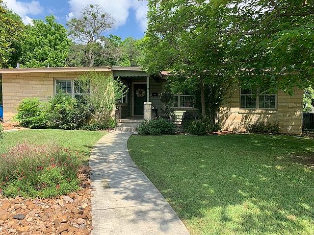 1st image of 1038 Bluebonnet Dr