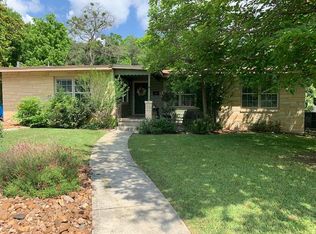 1038 Bluebonnet Dr, Kerrville, TX 78028