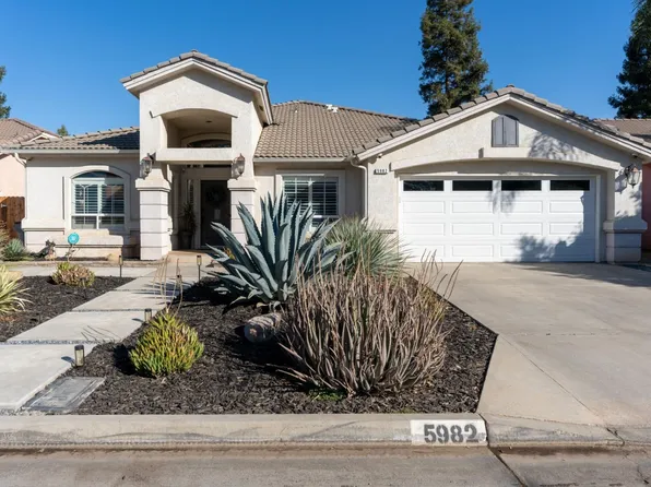 5982 W Minarets Ave, Fresno, CA 93722