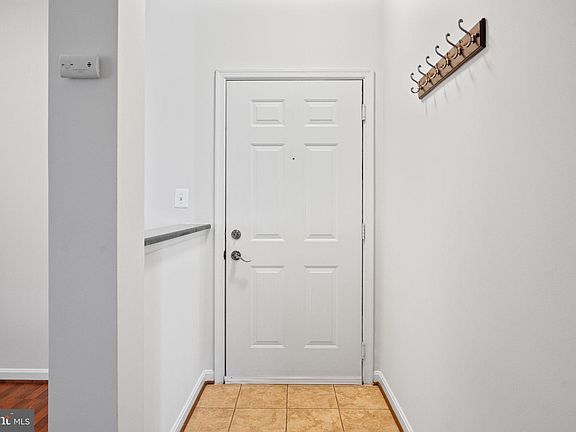 5th image of 4850 Eisenhower Ave Unit 209