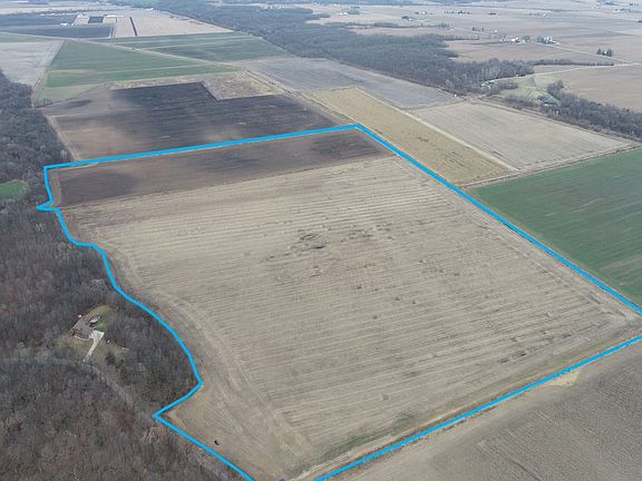 17994_Holesinger Outlined Drone 2