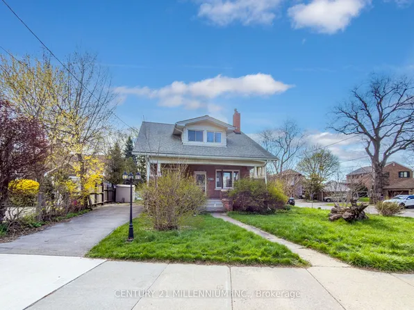 2585 Lake Shore Blvd W, Toronto, ON M8V 1G3