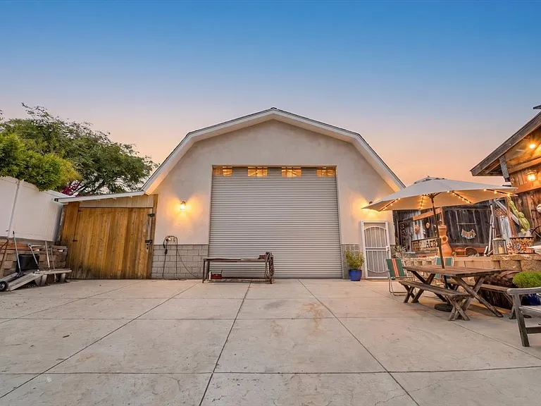 2102 Deerpark Dr — Photo 50