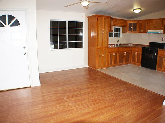 2nd image of 16057 Wedgeworth Dr