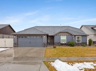 3381 N McMullen Dr, Post Falls, ID 83854