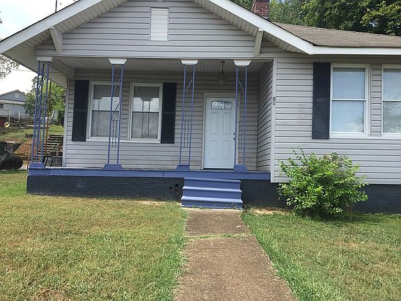 2nd image of 3511 Crompton St