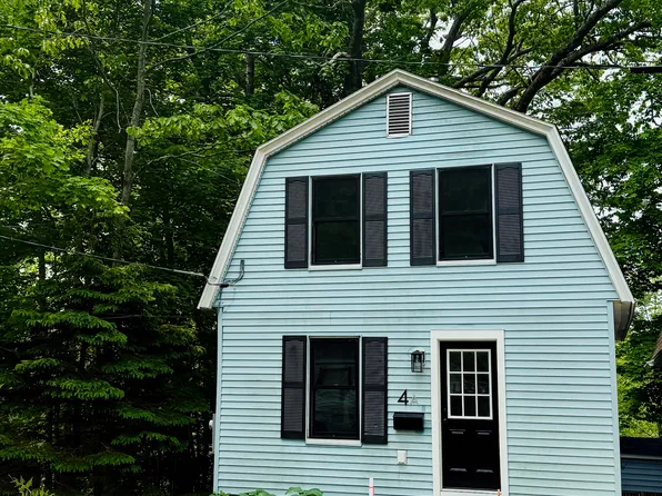 4 Branch St #A, Camden, ME 04843