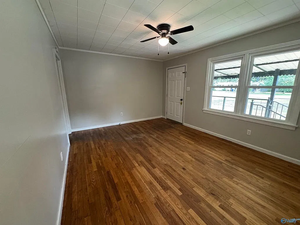 512 Fayette St — Photo 2
