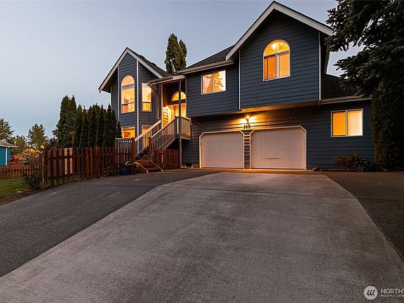 2nd image of 3613 N Grace Lane